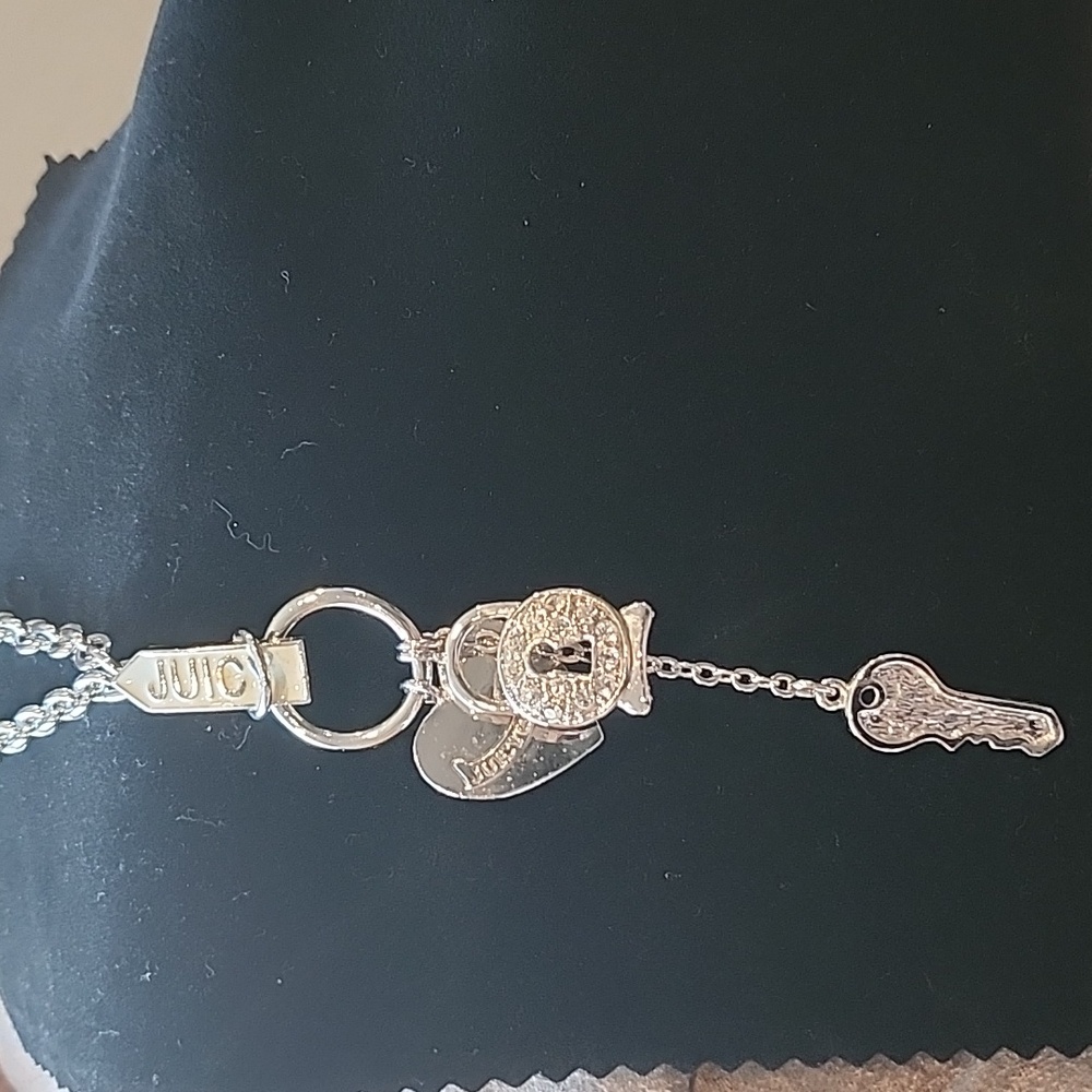 Juicy heart key lock necklace